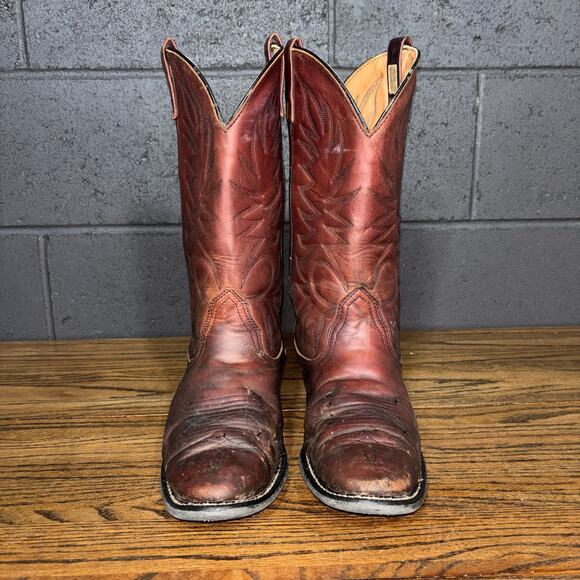 Men’s Vintage Brown Leather Cowboy Boots | Wide Fit 10.5E Classic Western Style main image 4